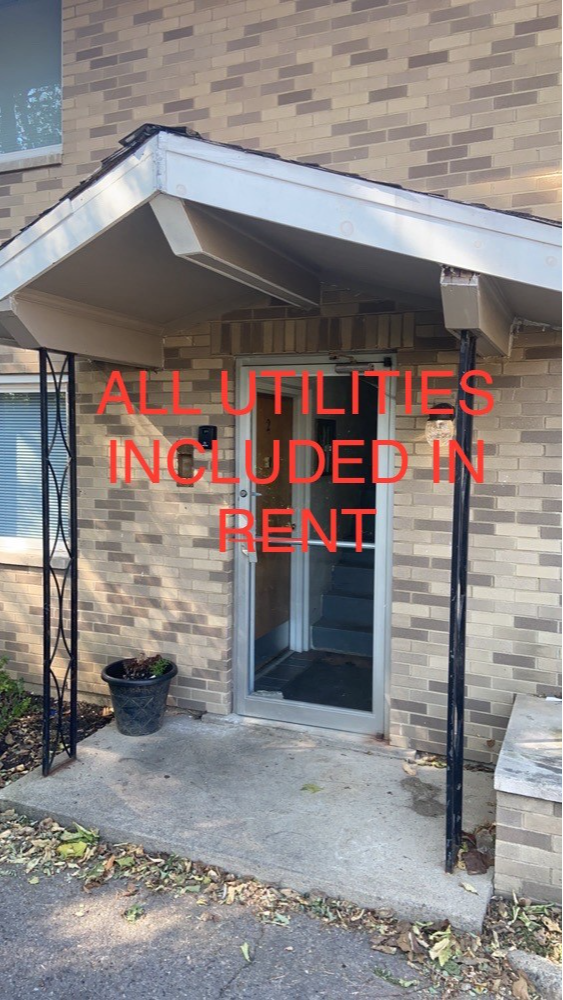 1330-8 W. Hillcrest Ave. - ALL UTILITIES PAID