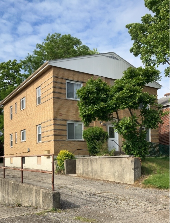 28-1 W. Nottingham Rd. - Dayton