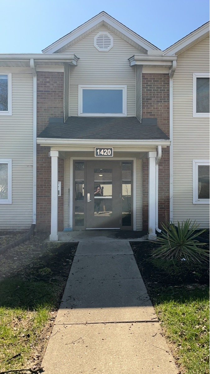 1420 Lake Pointe Way #2 - Centerville