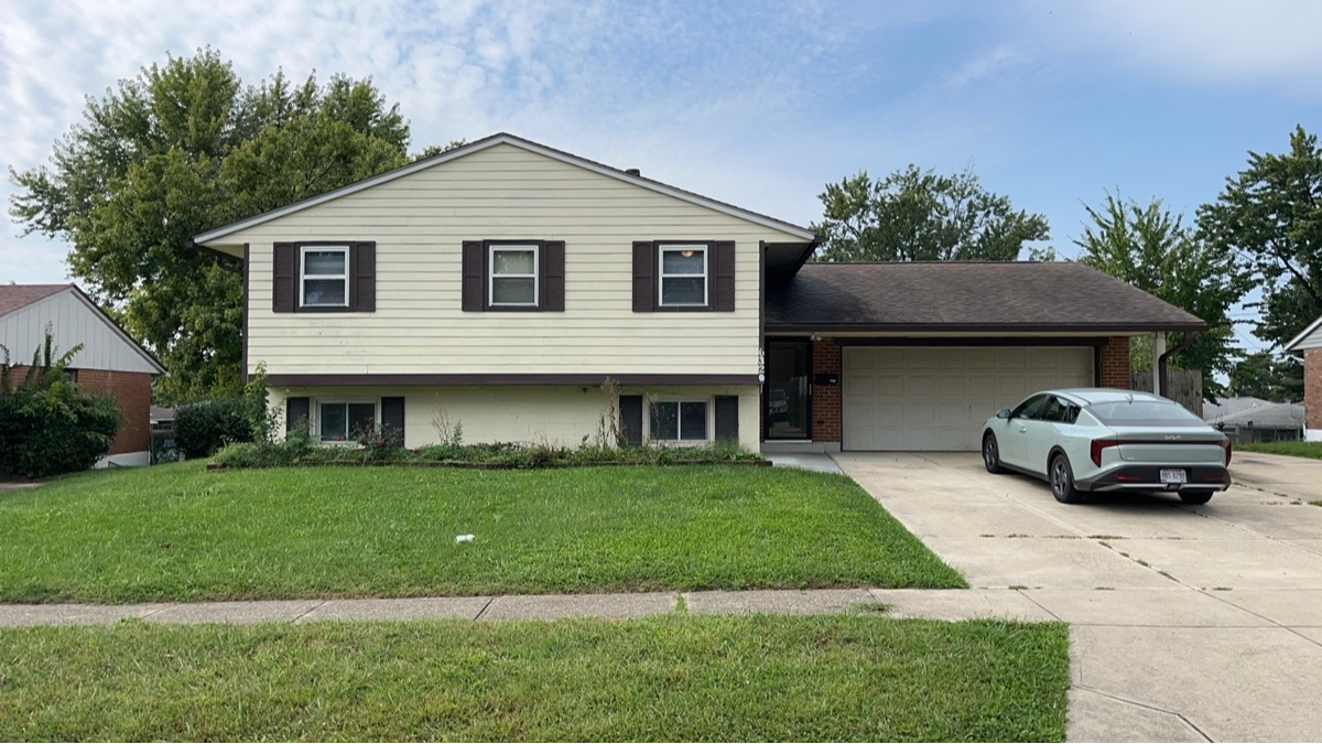 6320 Hemingway Rd (Huber Heights)