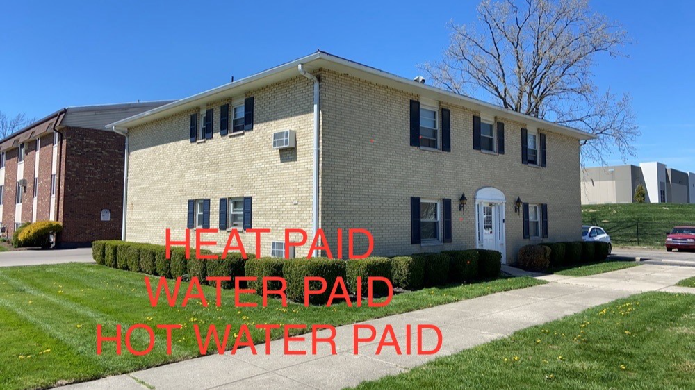 111-5 Imperial Ct. - Vandalia HEAT/Gas PAID